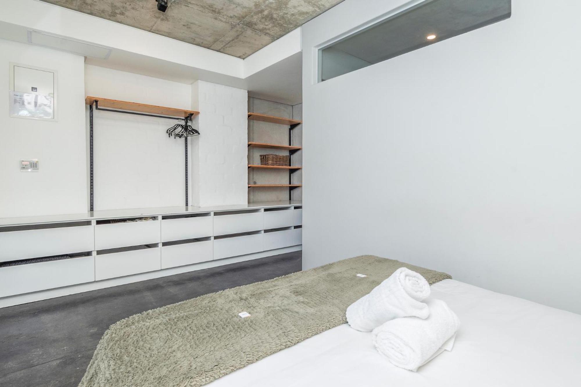 40 On L Modern Oasis With Stunning Views