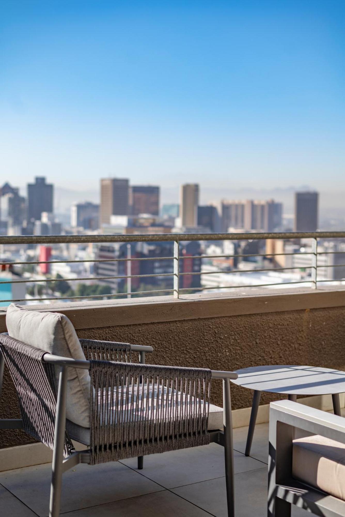 40 On L Modern Oasis With Stunning Views * Cape Town